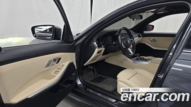 BMW 3-Series 320i M Sport