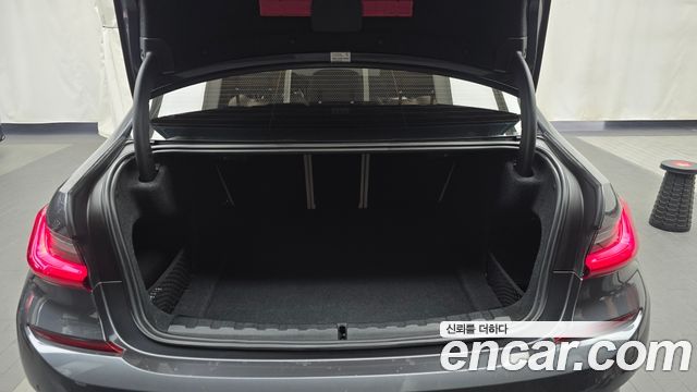 BMW 3-Series 320i M Sport
