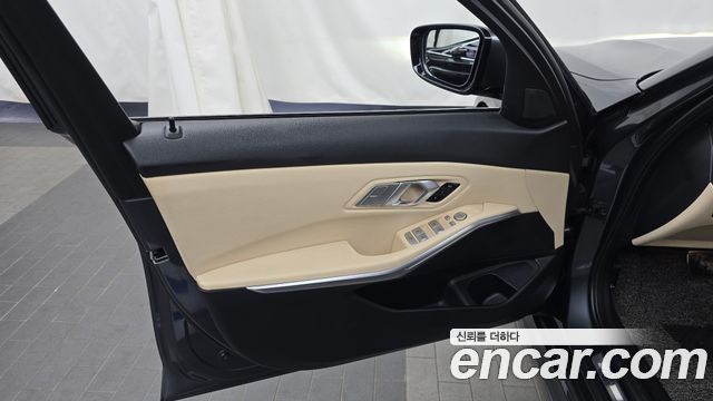BMW 3-Series 320i M Sport