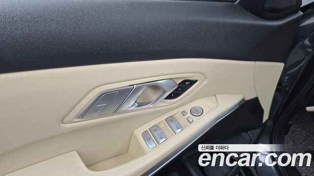 BMW 3-Series 320i M Sport