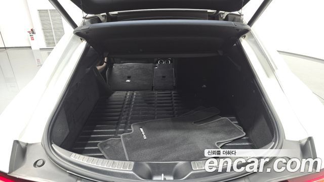 Mercedes-Benz AMG GT 4Door 43 4MATIC+