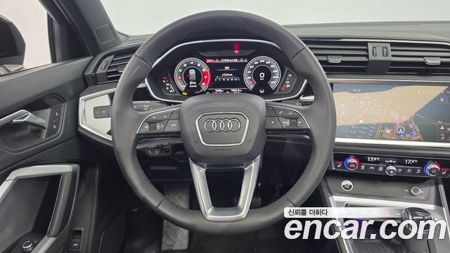 Audi Q3 40 TFSI Quattro Premium