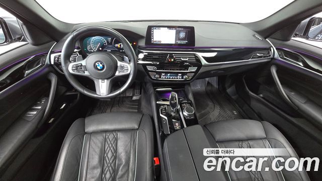 BMW 5-Series 530i M Sport Package Plus