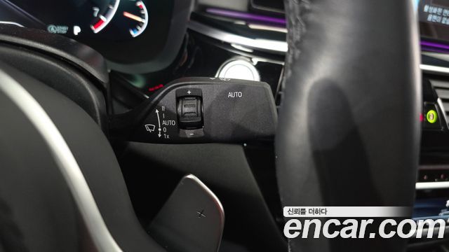 BMW 5-Series 530i M Sport Package Plus