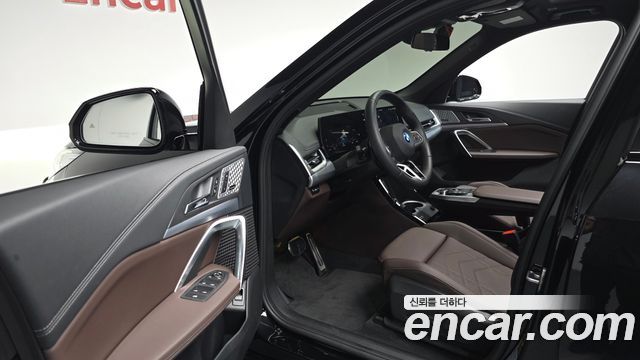 BMW iX1 xDrive 30 M Sport