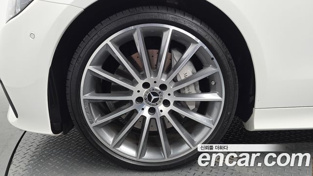 Mercedes-Benz E-Class E450 4MATIC Cabriolet