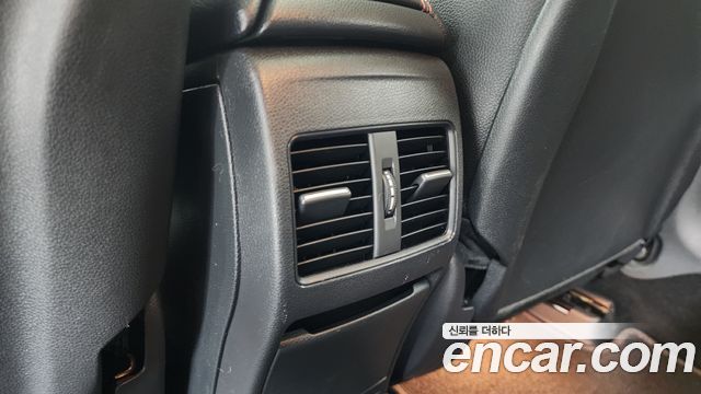 Mercedes-Benz CLA-Class CLA220 AMG Line