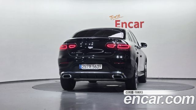 Mercedes-Benz GLC-Class GLC300e 4MATIC Coupe