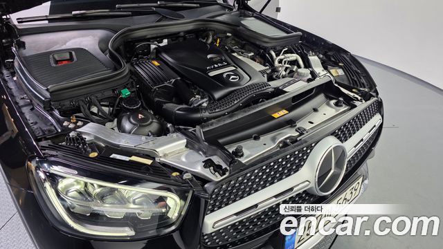 Mercedes-Benz GLC-Class GLC300e 4MATIC Coupe