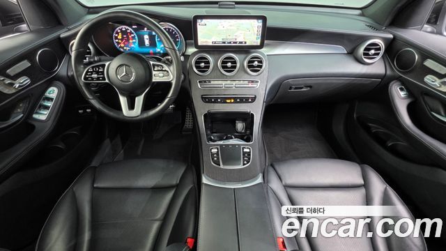 Mercedes-Benz GLC-Class GLC300e 4MATIC Coupe