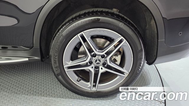 Mercedes-Benz GLC-Class GLC300e 4MATIC Coupe