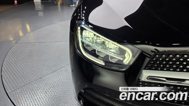 Mercedes-Benz GLC-Class GLC300e 4MATIC Coupe