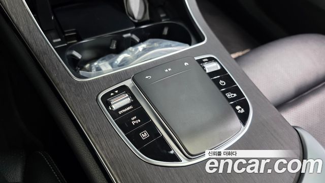 Mercedes-Benz GLC-Class GLC300e 4MATIC Coupe