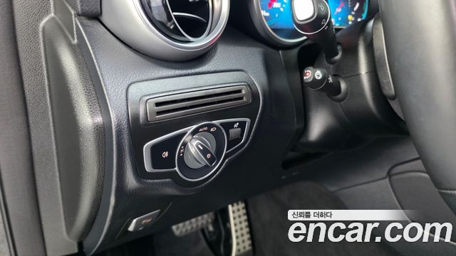 Mercedes-Benz GLC-Class GLC300e 4MATIC Coupe