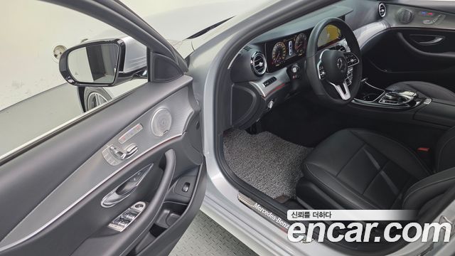 Mercedes-Benz E-Class E300 AMG Line