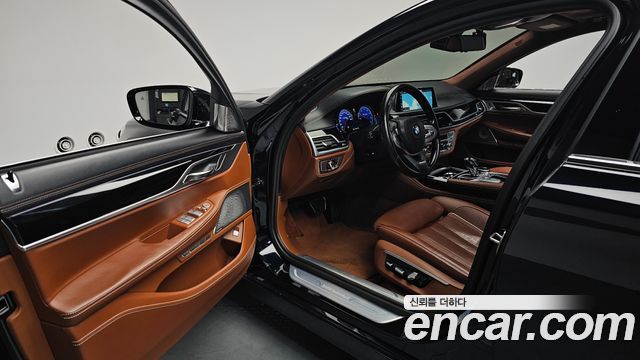 BMW 7-Series 750Li xDrive Vision 100 Edition