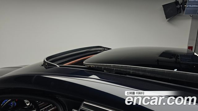 BMW 7-Series 750Li xDrive Vision 100 Edition
