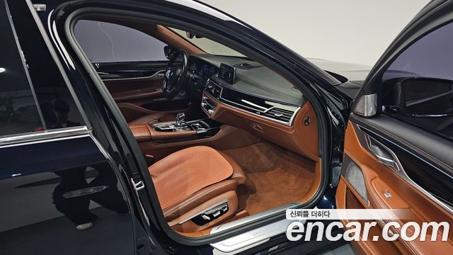 BMW 7-Series 750Li xDrive Vision 100 Edition