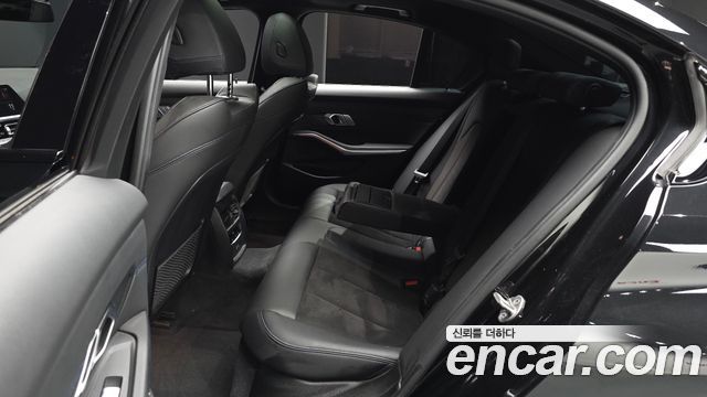 BMW 3-Series 320i M Sport