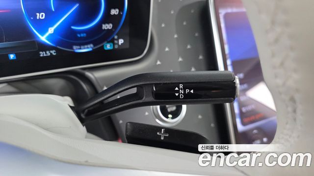 Mercedes-Benz EQE EQE350+
