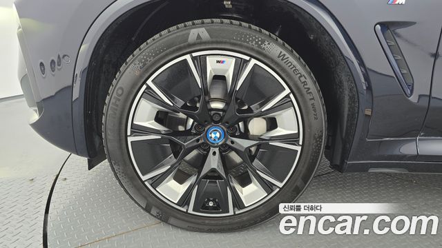 BMW iX3 M Sports