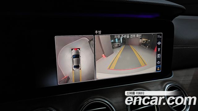 Mercedes-Benz E-Class E300 4MATIC Exclusive