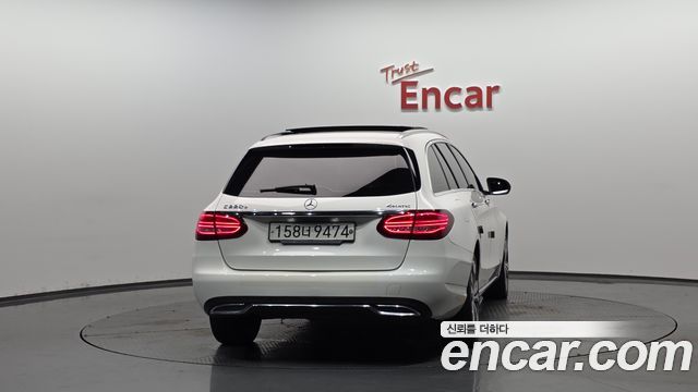 Mercedes-Benz C-Class C220 d 4MATIC Estate