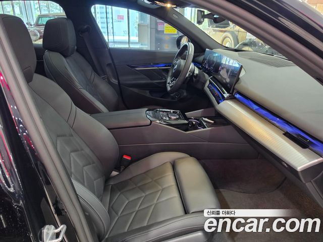 BMW 5-Series 523d M Sport