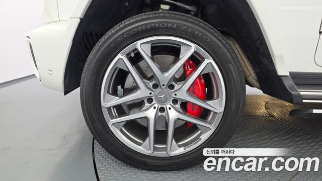 Mercedes-Benz G-Class AMG G63