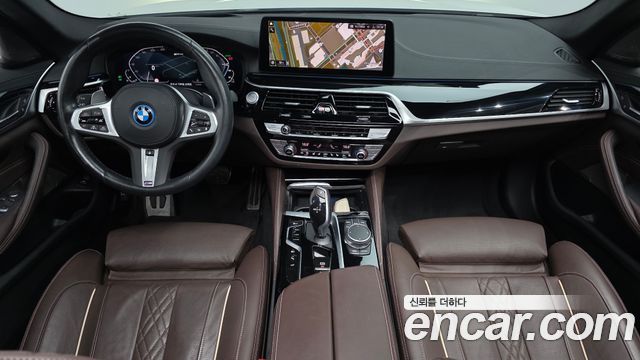 BMW 5-Series 530e M Sport
