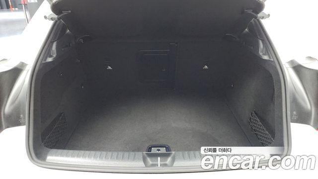 Mercedes-Benz GLA-Class GLA250 4MATIC
