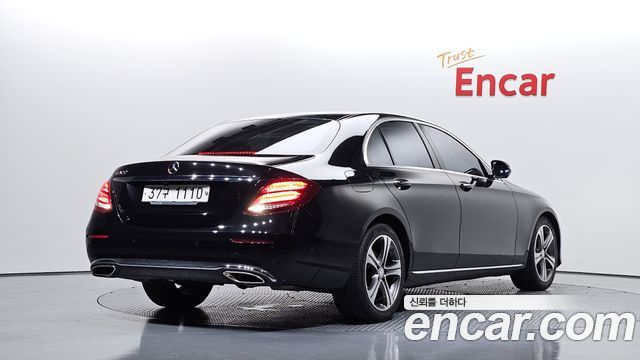Mercedes-Benz E-Class E300 AV Intelligent Drive