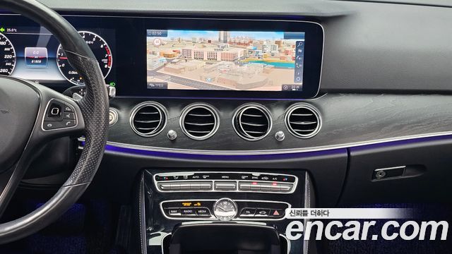 Mercedes-Benz E-Class E300 AV Intelligent Drive