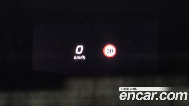Mercedes-Benz E-Class E300 AV Intelligent Drive