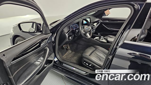 BMW 5-Series 520d M Sport Package Plus