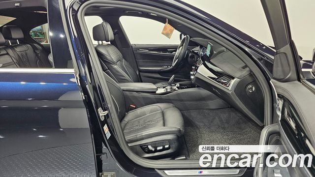 BMW 5-Series 520d M Sport Package Plus