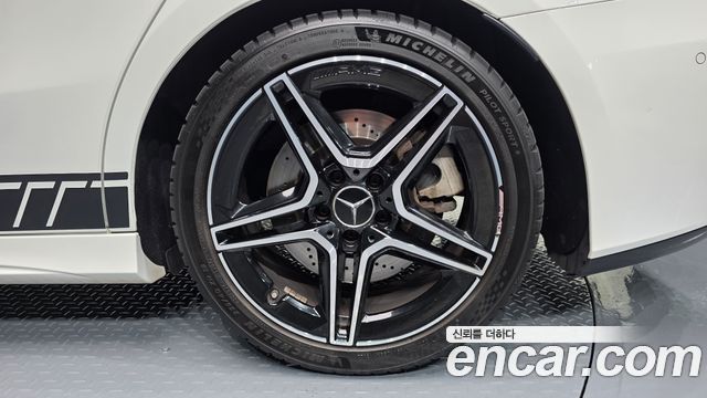 Mercedes-Benz A-Class AMG A35 4MATIC Sedan