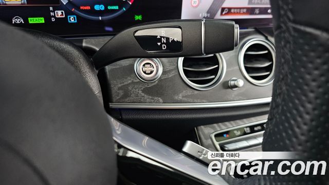 Mercedes-Benz E-Class E350 4MATIC AMG Line