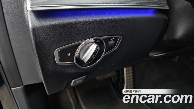 Mercedes-Benz E-Class E350 4MATIC AMG Line