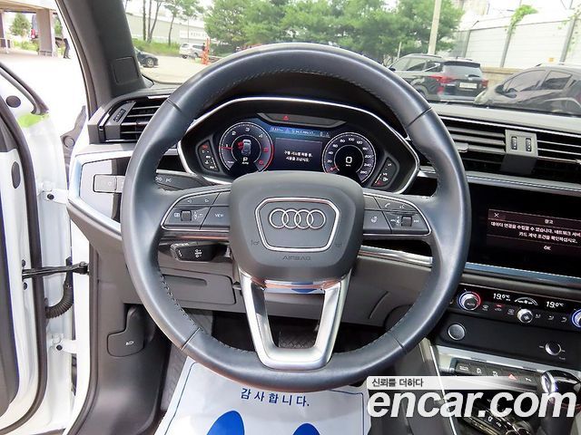 Audi Q3 35 TDI Premium