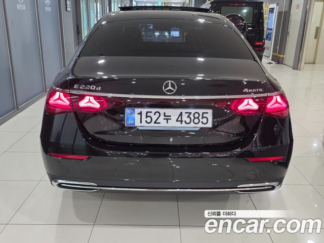 Mercedes-Benz E-Class E220d 4MATIC Exclusive