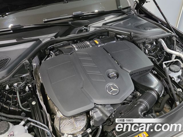 Mercedes-Benz E-Class E220d 4MATIC Exclusive