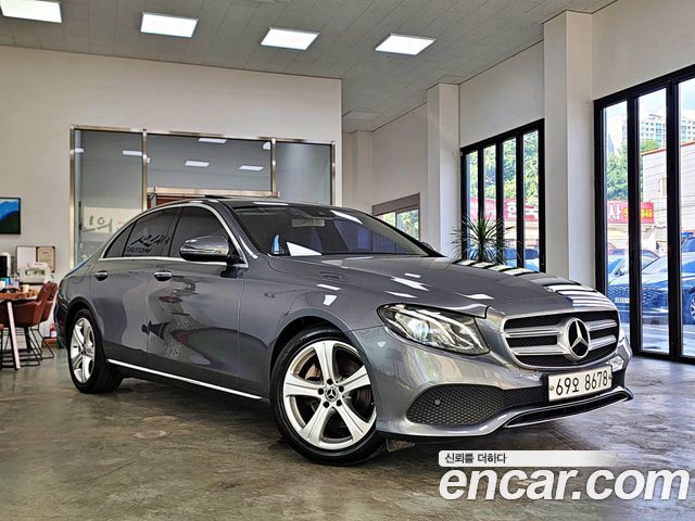 Mercedes-Benz E-Class E200 Avantgarde