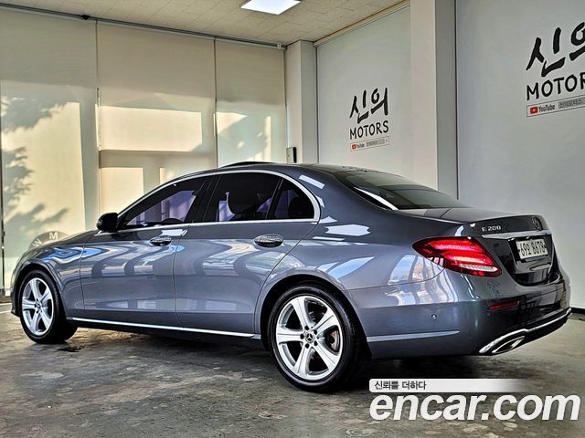 Mercedes-Benz E-Class E200 Avantgarde