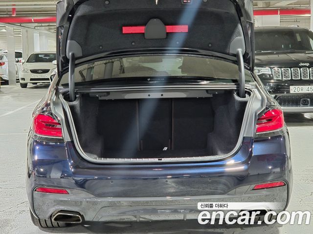 BMW 5-Series 530i M Sport Package