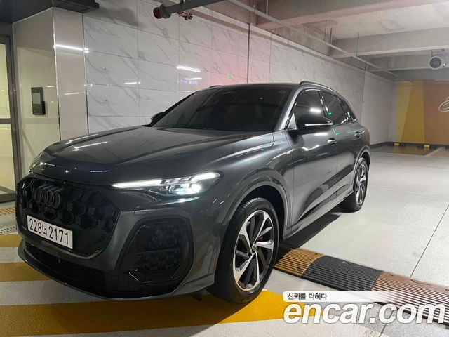 Audi Q5 40 TDI Quattro S Line Black Edition