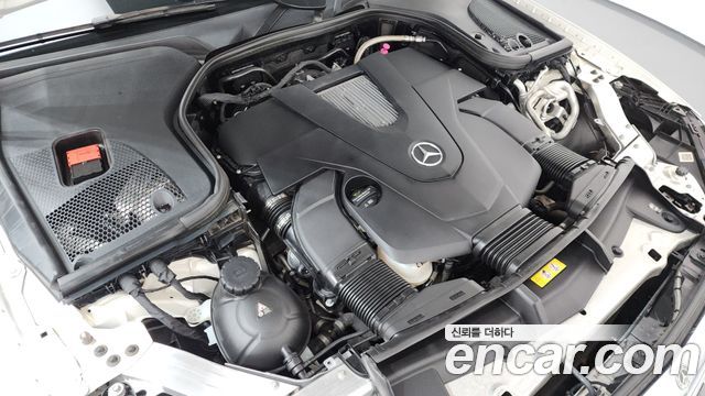 Mercedes-Benz E-Class E400 4MATIC Exclusive