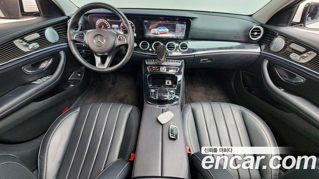 Mercedes-Benz E-Class E400 4MATIC Exclusive