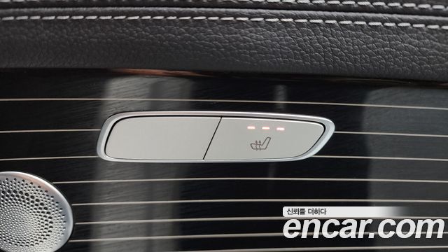 Mercedes-Benz E-Class E400 4MATIC Exclusive