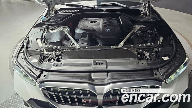 BMW 5-Series 530i xDrive M Sport
